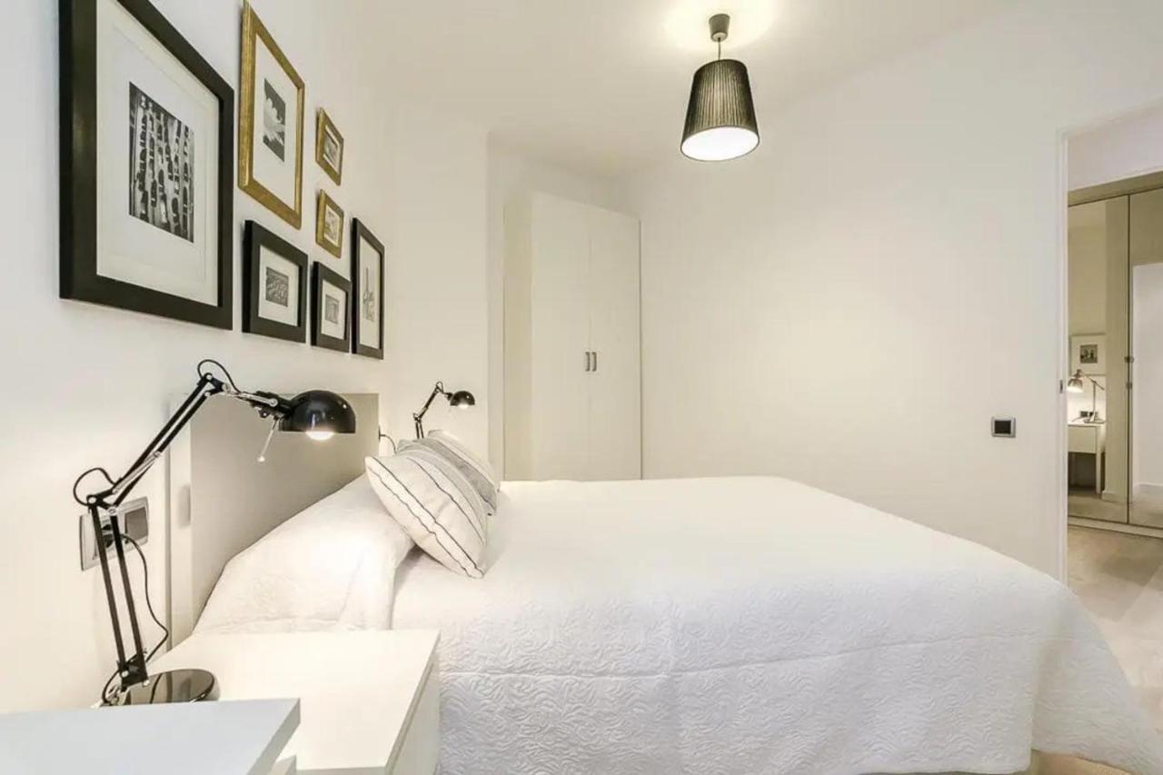 51Sam1021 - Modern Apartment Near Montjuic 巴塞罗那 外观 照片